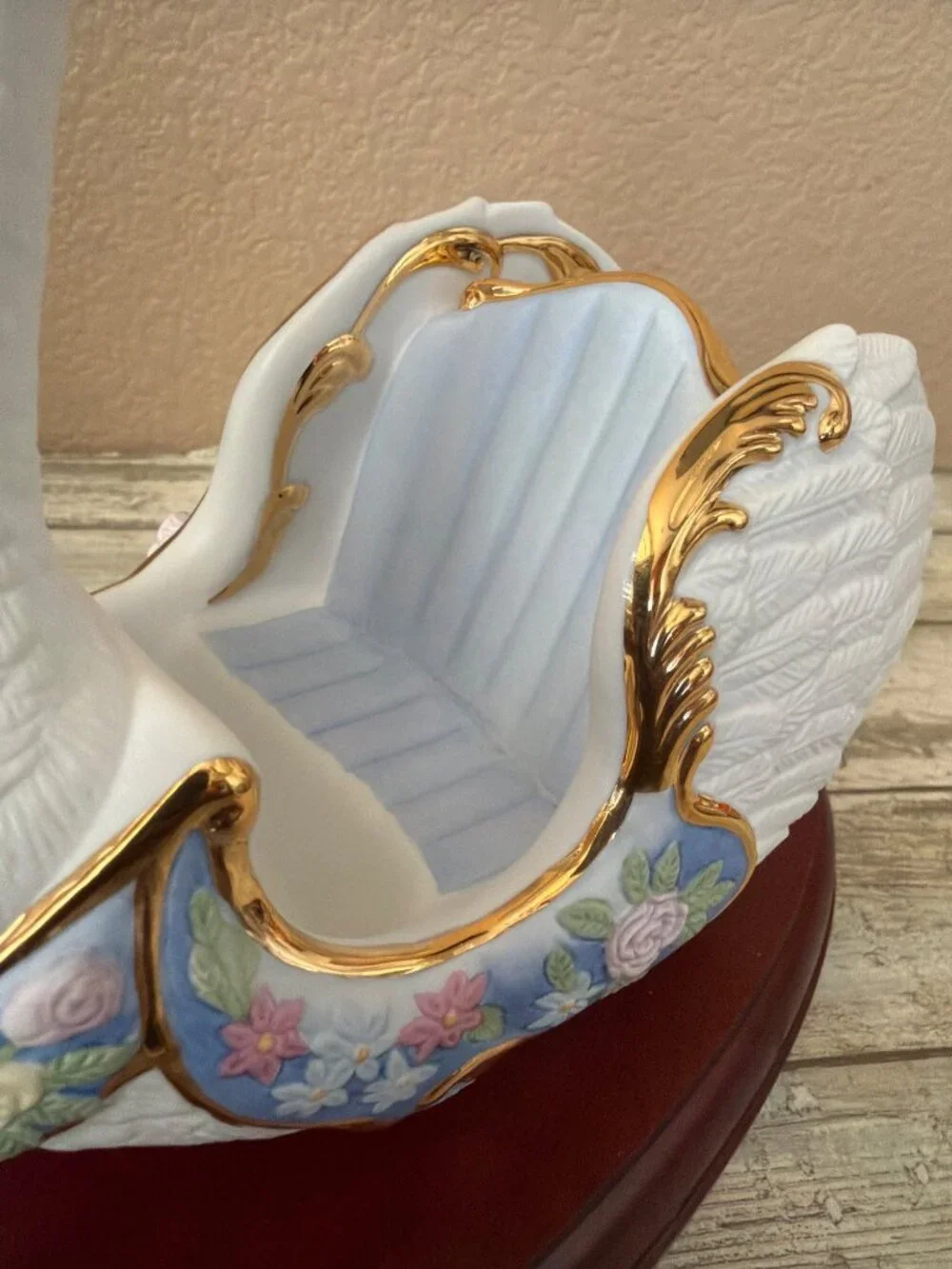 2009 Lenox 120th Anniversary Carousel Swan Chariot Limited Edition NEW in Box - Picture 12 of 16
